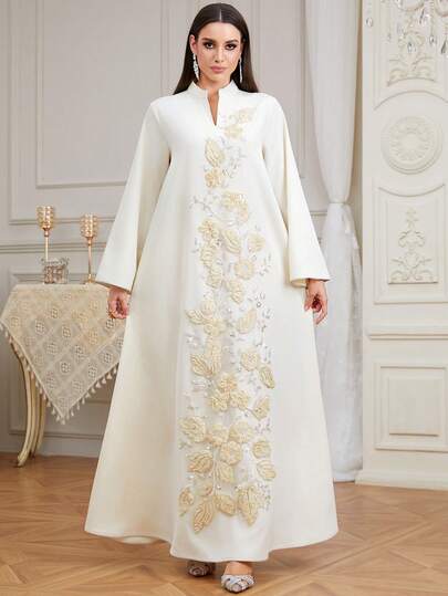 Elegant Long Women Kaftan Jalabiya With Notched Neckline And Intricate Embroidered Fabric, Regular Long Sleeves