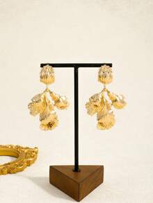 2pcs These Simple Yet Exquisite Alloy Irregular Leaf Earrings Are Perfect For Everyday Outings, Parties, And Camping. Stylish And Versatile, They Make The Perfect Gift For Friends And Family. - Multicolor - View 9