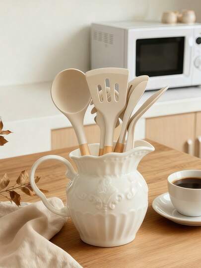 1pc Vintage White Embossed Ceramic Utensil Holder Caddy - Large Capacity Kitchen Organizer For Spatulas, Ladles & Cooking Tools Elegant Retro Relief Design Countertop Storage Jar With Handle Multi-Functional Decorative Container For Home Kitchen, Coffee Bar & Dining Table Dishwasher- Tableware Organizer For Modern Farmhouse/Rustic Chic Decor