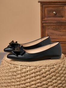 MonaNise Damen bequeme Spitzschuh-Schuhe in Schwarz, Weiß, Marineblau mit Schleife, Rot für Partys, Gelb für den Alltag, Pink vielseitig einsetzbar