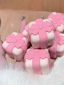 2件套可爱甜美美甲造型工具套装，包含指甲油胶水小包装空罐、首饰收纳罐、口红粉腮红小包装空瓶（5克）