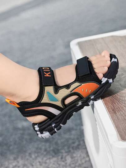 儿童鞋、儿童凉鞋、儿童运动凉鞋、可调节双钩环搭扣、黑白经典配色、男童水凉鞋、时尚百搭沙滩鞋