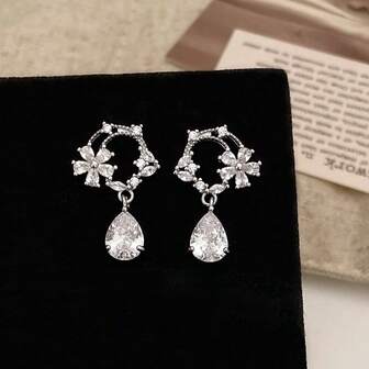 Elegant Delicate Luxury Hollow Flower Design Women's Earrings, Minimalist Zirconia Inlaid Everyday Commute Earrings, Fashionable And Versatile