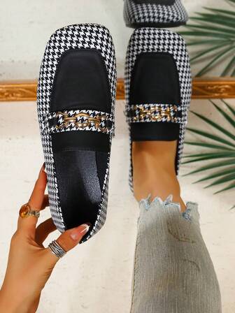 Eleganta slip-on-skor med fyrkantig tå och rutiga metallspännen för kvinnor, mångsidiga casual-modeskor som passar för alla tillfällen