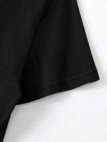 1件男女通用纯棉卡通印花圆领短袖T恤，休闲宽松版型，时尚舒适，适合所有季节。 - 黑色 - 查看 4