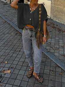 FOR BEAUTY 女士宽松V领纽扣短袖针织上衣，黑色，宽松休闲度假风轻薄开衫毛衣，春夏款 - 黑色 - 查看 6