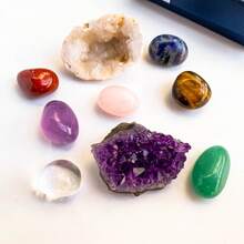 Bộ hộp đá pha lê tự nhiên Chakra - Cụm đá thạch anh tím, tinh thể mã não, hộp quà thạch cao - Đồ trang trí nhà cửa bằng pha lê, quà tặng Giáng sinh, Lễ Tạ ơn - Bộ Chakra Mini - Xem 6