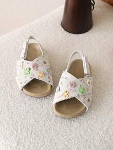 1双夏季女童软底沙滩凉鞋，户外儿童鞋，新款婴儿鞋，女童凉鞋