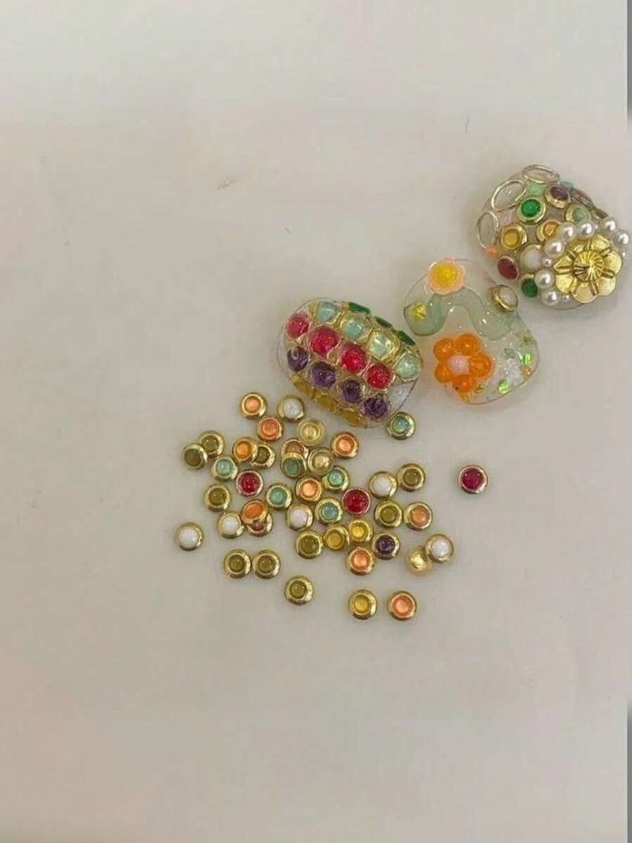 10件套复古日式彩色镶边水钻美甲装饰品，秋冬宫廷风铆钉美甲配件，新款金色美甲饰品 - 彩色 - 查看 1