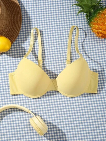 Women's Fashionable Light Yellow Underwire Push-Up Bra - Enhancing, Lifting, Sexy, Comfortable All Day, Ideal For Daily Styling