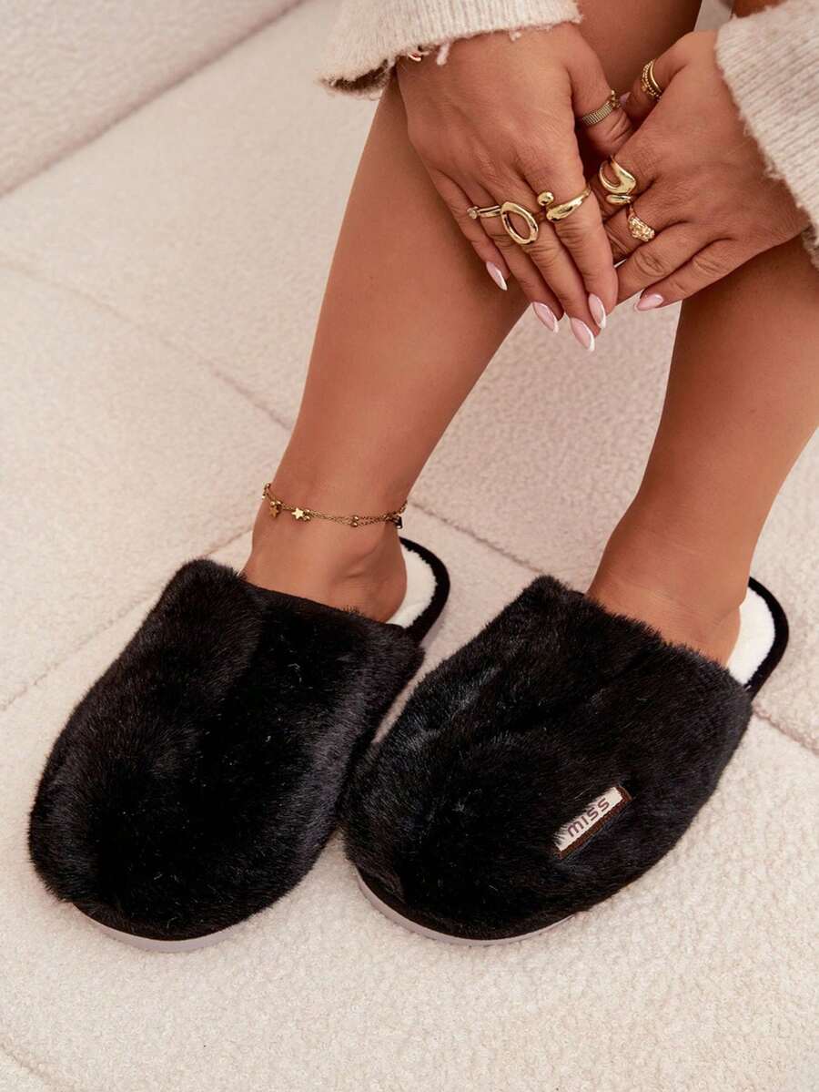 Pantufas Femininas, Quentinhas E Confortáveis, Modelo Belinna, Com Palmilha Macia E Sola Antiderrapante, Nas Cores Violeta, Preta E Cinza. - Preto - Ver 1