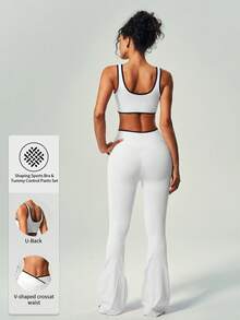 UONNOU Conjunto de 2 peças feminino com top esportivo e calça flare modeladora. Design de regata sem costas, cintura marcada, controle abdominal, efeito levanta bumbum, ajuste firme, detalhes contrastantes, bojos removíveis, tecido confortável, calça flare com cintura em V. Ideal para esportes, ioga, golfe, academia, uso casual e festas ao ar livre. Cor rosa claro. Conjunto elegante e moderno para atividades físicas.