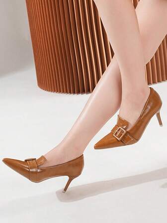 2026 Nuevos zapatos versátiles de mujer de unicolor y estilo sexy para el comercio transfronterizo, zapatos casuales de unicolor con hebilla para negocios, aptos para todas las estaciones