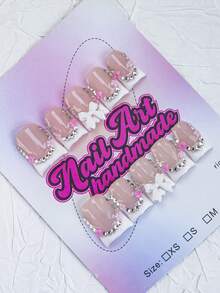 10片/套 手工制作 Y2K 坏女孩风格亚克力美甲贴片，裸色和红色，法式贴片，十字架、圣像、宝石、星星、花朵图案，适合派对、婚礼、日常佩戴，包含美甲工具，是送给女性和女孩的绝佳礼物。 - 白色 - 查看 2