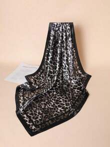 1pc 90cm Women's Satin Square Scarf, Elegant Fashionable Leopard Print Pattern, Suitable For Casual And Street Outfits As Scarf, Hair Accessory, Headband - 橘子咖啡色 - 查看 2