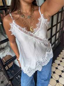 Women Lace Trim Satin Cami Tops Spaghetti Straps Deep V-Neck Silk Camisole Tops Asymmetrical Tank Tops Backless Lace Patchwork Party Going Out Tops - trắng - Xem 1