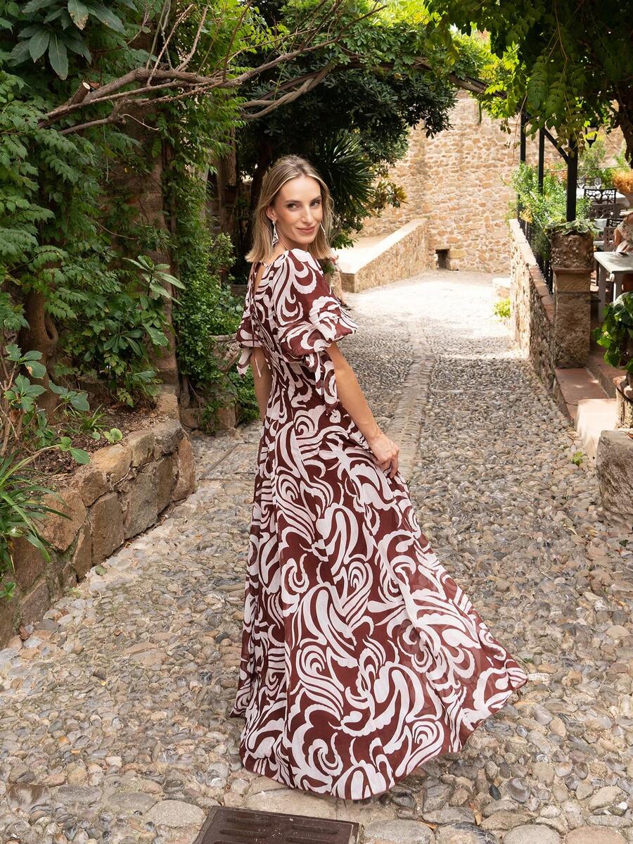 Faeriesty Vestido maxi de gasa elegante estampado, diseño de escote en V profundo, mangas cortas abullonadas - Una mezcla perfecta de clásico y moderno, vestido de gala de longitud hasta el suelo, adecuado para bodas en la playa, fiestas de jardín, ceremonias al aire libre y cenas románticas. Fiesta de primavera - Café integral - Ver 1