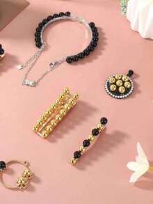 800 viên ngọc trai giả 8mm dùng để trang trí bình hoa, làm đồ thủ công DIY, trang trí đám cưới, trang trí ngày Valentine, trang trí tiệc sinh nhật, trang trí nhà cửa, làm vật trang trí nến nổi, giá đựng cọ trang điểm, trang trí Giáng sinh. - Vàng + Đen - Xem 2