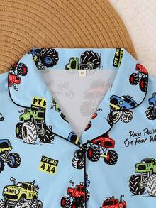 2件套男童及青少年休闲卡通怪兽汽车印花翻领长袖开衫和长裤睡衣套装，阻燃，四季皆宜