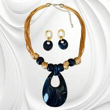 Conjunto Gota Vazada Moderno de Colar e Brincos – Elegância Artesanal e Design Exclusivo - azul marinho - Visão 2