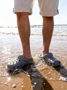 Sandalia Chancla Pantunfla Clogg EVA Cómoda hombre Ligera sandalias casuales, antideslizante y transpirable adecuadas para usar tanto en casa, como al aire libre, en el trabajo, para pasear y en la playa. - Gris - Ver 2