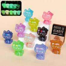 Sanrio 三丽鸥Hello Kitty趣味老硬币造型摆件，隐藏版，家居装饰，趣味设计，惊喜收藏，收藏雕像，趣味设计，圣诞装饰，家居装饰配件，返校小礼物，适合节日派对礼物、生日礼物和各种节日惊喜卡通玩具小礼物