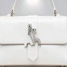 1pc Cute Giraffe Cartoon Fashion Brooch Pin, Versatile Decorative Accessory