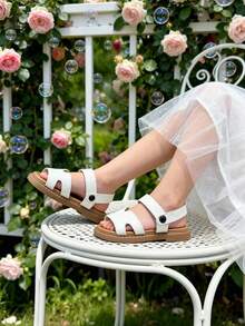 1 Pair Beige Children's Sandals, Girls' Summer Sandals, Open Toe Flat Sandals, Fashionable White Hollow Double Strap Hook And Loop Style, Suitable For Banquets, Gatherings, Parties, Weddings, Vacations - Beige - View 3