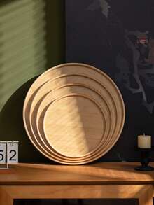 1个圆形木质托盘，适用于盛放零食、甜点、饼干、开胃菜等，用途广泛。