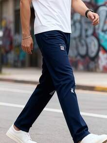 Nuevo 2025, Pantalones vaqueros de agujero recto para hombres, pantalones de mendigo de moda de moda, personalidad rota, joven, en busca de la personalidad, desinhibido, diferente de la moda, azul, azul claro, cintura media, ocio, relajación, comodidad, primavera, verano y otoño se pueden usar - Azul - Ver 3