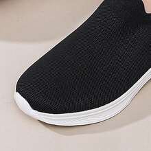 黑色2D字母印花套脚休闲运动鞋，透气 - 黑色 - 查看 4