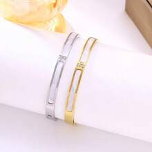 1 pieza Pulsera de acero inoxidable para mujer, color dorado/plateado con diseño de concha incrustada de rhinestone, brazalete minimalista y de moda con cierre, mejor regalo para la madre, adecuado para viajar - forma de huevo - Ver 3