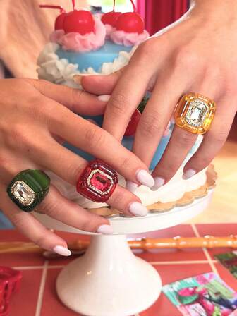 1 pieza Anillo ancho y grueso de cristal de colores exagerado, diseño personalizado elegante y lindo de moda del verano Y2K, joya para mujer adecuada para uso diario, fiesta, festival de música, regalo para familia, hermana, novia, pareja, Año Nuevo, Navidad, Día de San Valentín