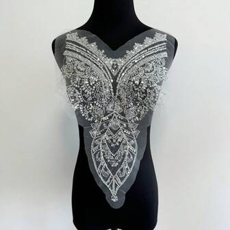 3D立体花卉蕾丝贴花布贴，刺绣新娘贴花，带珠子和亮片，适用于婚纱装饰、舞蹈服装配饰、缝制装饰（1件）