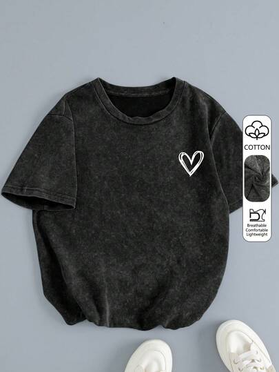 极简线条爱心印花做旧T恤，小众清新风格休闲上衣，大码女式T恤，水洗棉T恤，大码日常女装，磨砂雪花面料，大码舒适圆领休闲上衣，复古做旧T恤，大码女装，春夏服饰