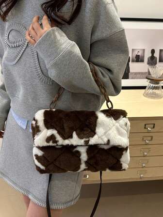 Bolso de hombro con estampado de leopardo esponjoso, nuevo para 2025