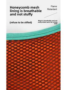 1件2025升级版阻燃焊接肩披，展开尺寸44*48厘米，包含防火头罩、防溅披肩、阻燃帽、工业防尘肩披，一体式头罩披肩设计，专用于焊接、金属打磨、切割作业的阻燃焊接披肩，保护肩颈免受火花和灼伤，工业安全防护。