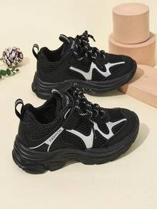 Children's New Lightweight Non-Slip Durable Soft Sole Outdoor Sports Shoes, Suitable For Spring And Autumn - Black - View 2