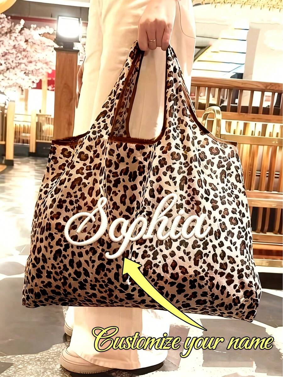 Túi xách tay gấp gọn in họa tiết da báo, có thể tùy chỉnh tên và logo, trọng lượng nhẹ, dung tích lớn, kiểu dáng thời trang thường ngày, có thể dùng làm túi xách tay hoặc túi đeo vai. Thiết kế đơn giản với nhiều ngăn, phù hợp cho sinh viên tốt nghiệp, nữ sinh tuổi teen, sinh viên năm nhất, năm hai, năm ba và năm cuối đại học, cũng thích hợp cho các hoạt động ngoài trời, du lịch và đi học. - Nhiều màu - Xem 1
