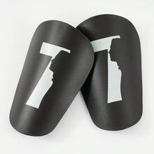1 Pair Mini Football Training Shin Guards With Number 7 & Human Head Graphic, Comfortable Wear And Durable - Multicolor - View 15