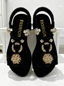 2024夏季新款女童金属花朵玫瑰搭扣软底凉鞋，黑色百搭露趾凉鞋，海滩度假及日常穿着必备，流行儿童时尚凉鞋，软底不磨脚，女童时尚凉鞋 - 黑色 - 查看 2