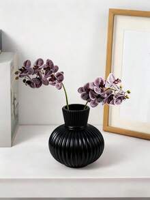 1pc White/Black Minimalist Plastic Vase, Decorative Vase, Art Vase, Artificial Vase, Creative Vase, Flower Decor, Floral Arrangement, Room Decor, Simple Creative Vase, Living Room, Dining Table Decor, PP Material Anti-Drop Holiday Decor Gift, Birthday Graduation Home Decor Vase, Birthday Party, Singles Party, Festival Party - Multicolor - View 10