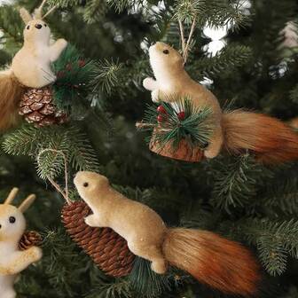 Christmas Tree Ornaments/Decorations, Brown Foam Squirrel Hanging Decorations, Assorted Realistic Squirrel Expressions, Suitable For Outdoor Gardens, Courtyard Christmas Trees, Doors, Walls, Indoor Doors, Windows, Room Decor, Balcony Window Displays, Usable Both Indoors And Outdoors, A Must-Have For Christmas Home Decoration. Christmas Decorations Winter Christmas Decorations Home Christmas Gifts Christmas Decor