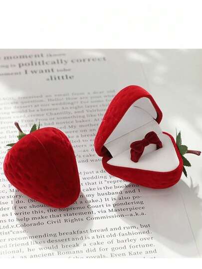 畅销首饰盒礼盒套装，植绒草莓首饰收纳盒，可爱戒指盒