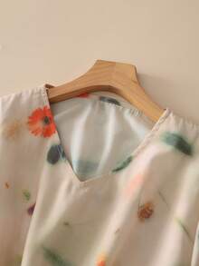 Women's Casual Elegant Bohemian Style Mid-Length Dress, V-Neck Half Sleeve, Drawstring Design, With Pockets, Semi-Sheer Woven Fabric, Creating A Retro Look - Multicolor - View 6