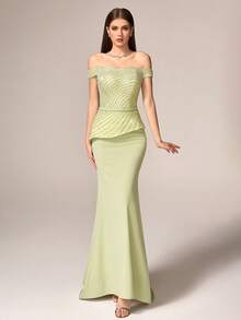 Luxurious & Elegant Women's Knit Off-Shoulder Long Formal Dress, Featuring Contrast Sequin Details, Slightly Stretchy Fabric - Green - View 6
