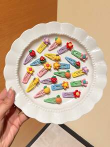 20 piezas Pinzas para el cabello con diseño floral, Pinzas para el cabello con diseño de fruta dopamina, Pinzas para el cabello pequeñas de 3,5 cm lindas con forma de caimán, Adecuadas para uso diario, Día de San Valentín, Año Nuevo, Regalos de cumpleaños, Pinzas de garra, Pasadores para el cabello, Barrettes