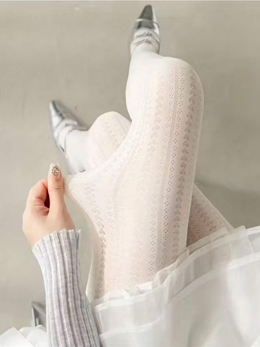 A Pair Of Sexy And Cute European And American Style Anti-Snag Tights, Daily Wear Stockings, Stylish Legwear, Elegant Design. - White - View 1