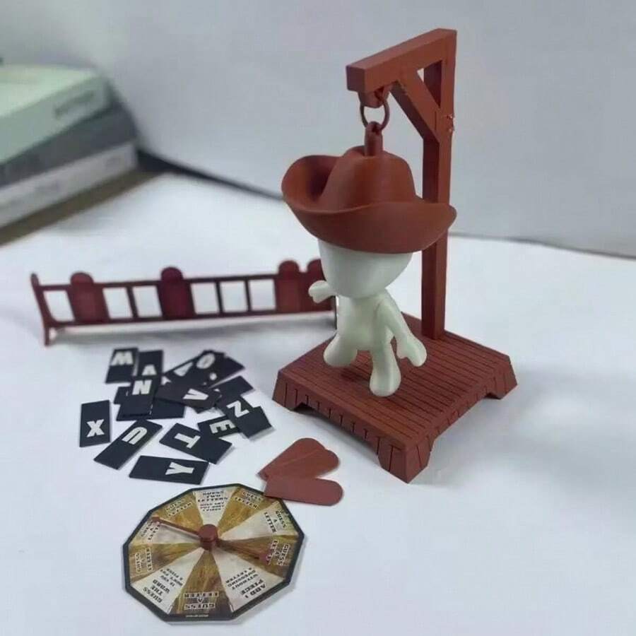 刽子手谜题游戏，多人解谜文字游戏，趣味益智游戏，提供英语和西班牙语版本，推荐大尺寸失败效果展示，家庭游戏玩具，适合圣诞节、万圣节派对，可作为小礼物赠送