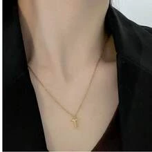 1pc Fashionable Vintage Elegant Minimalist Cross Pendant Necklace, Durable Gift For Christmas, Easter And Holidays - Gold - View 3